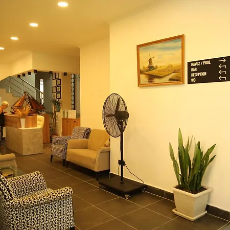 Saray Aparthotel